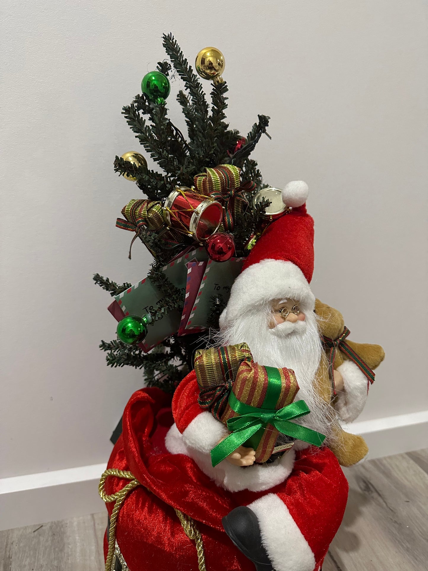 Musical Santa & Sack